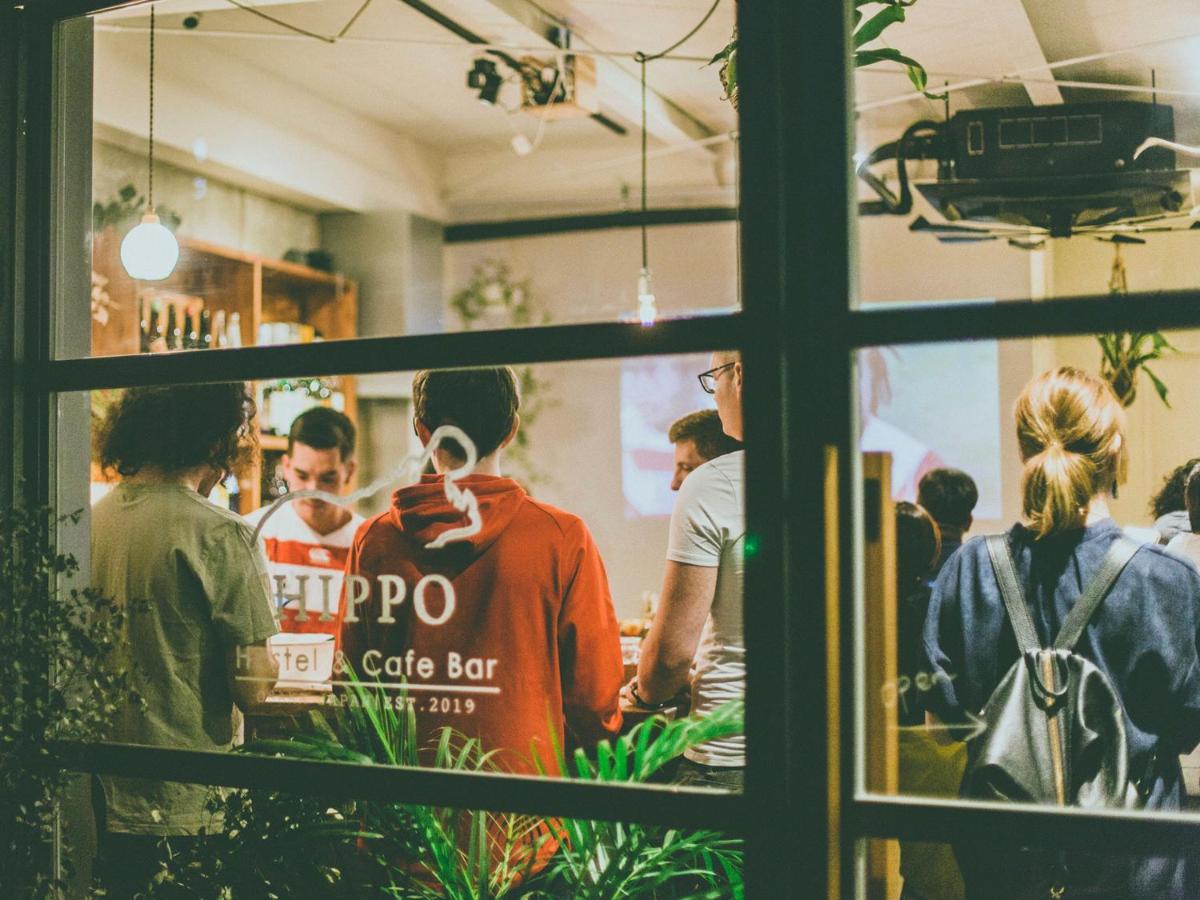 Hippo Hostel And Cafe Bar Осака Екстериор снимка