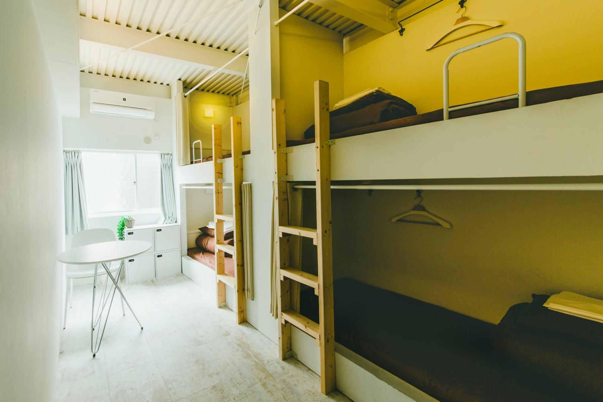 Hippo Hostel And Cafe Bar Осака Екстериор снимка